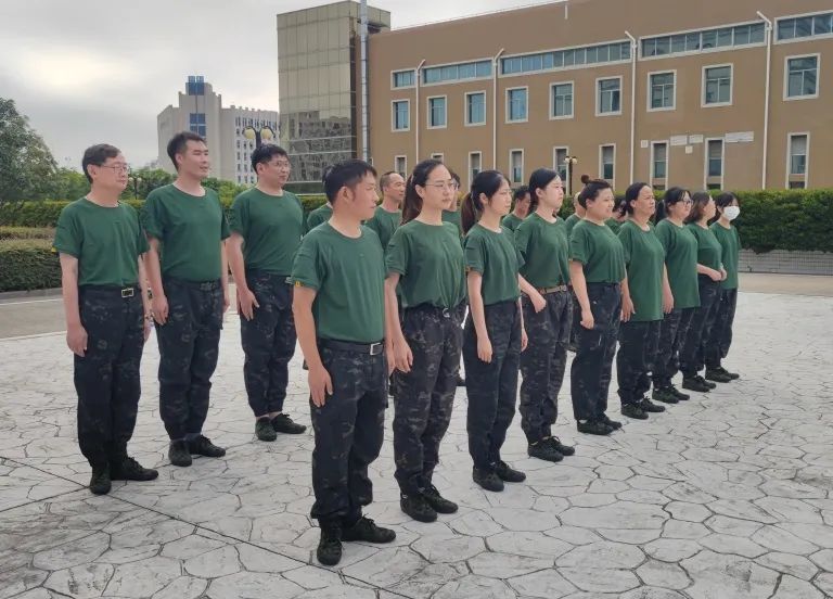 軍訓(xùn)開營(yíng) 破冰啟航 | 海尼藥業(yè)管理干部開啟軍事軍訓(xùn)！